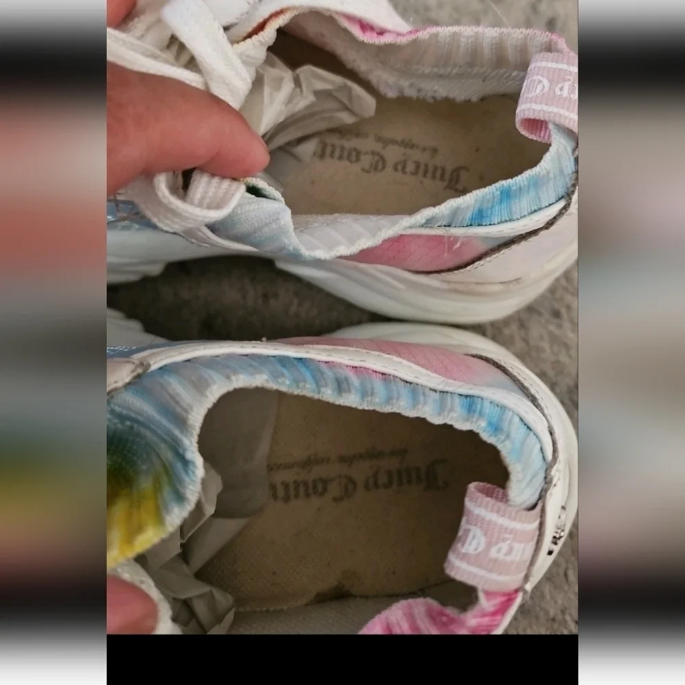 Juicy Couture Womens Deluxe Lace up Rainbow Chunky Sneaker 9